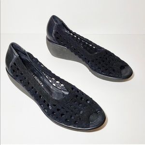 Donald J Pliner Black Woven Wedge